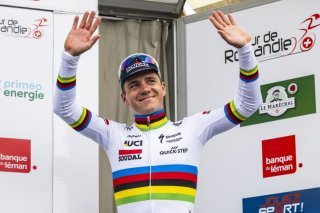 Remco Evenepoel: le maître absolu du contre-la-montre. KEYSTONE/JEAN-CHRISTOPHE BOTT